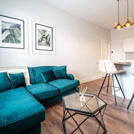 Watergate Penthouse - New 2 Bed Luxury Apartment In City Centre Честер Екстер'єр фото