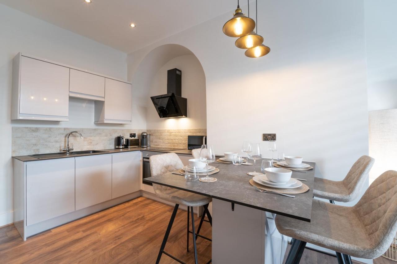 Watergate Penthouse - New 2 Bed Luxury Apartment In City Centre Честер Екстер'єр фото