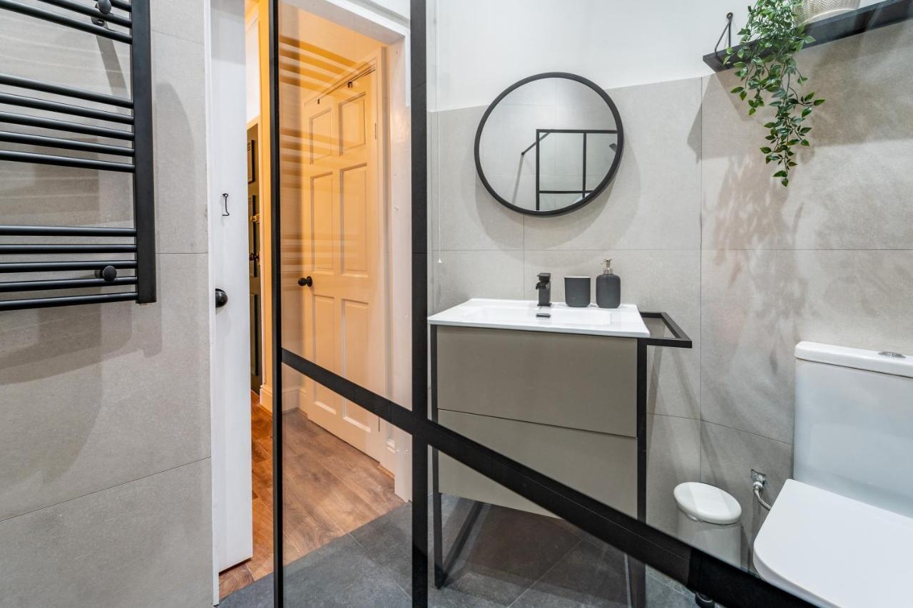 Watergate Penthouse - New 2 Bed Luxury Apartment In City Centre Честер Екстер'єр фото
