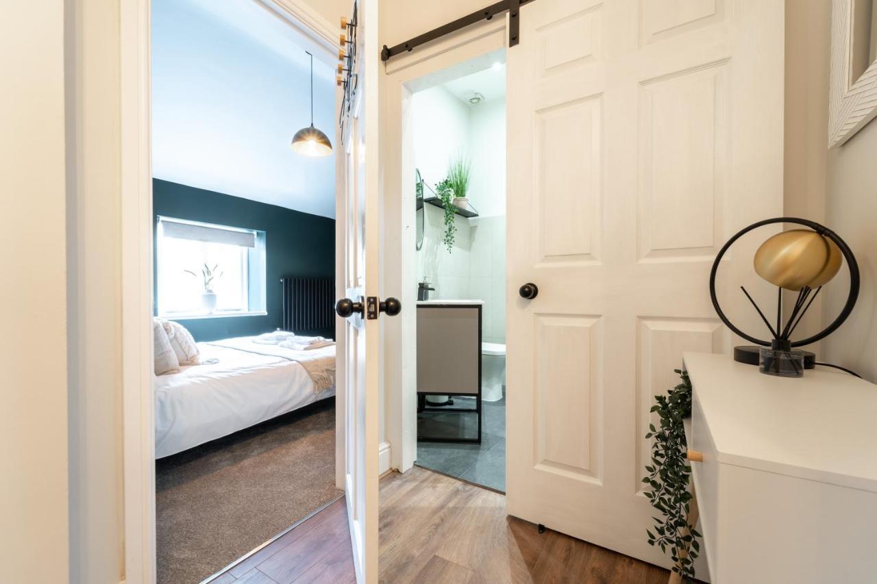 Watergate Penthouse - New 2 Bed Luxury Apartment In City Centre Честер Екстер'єр фото